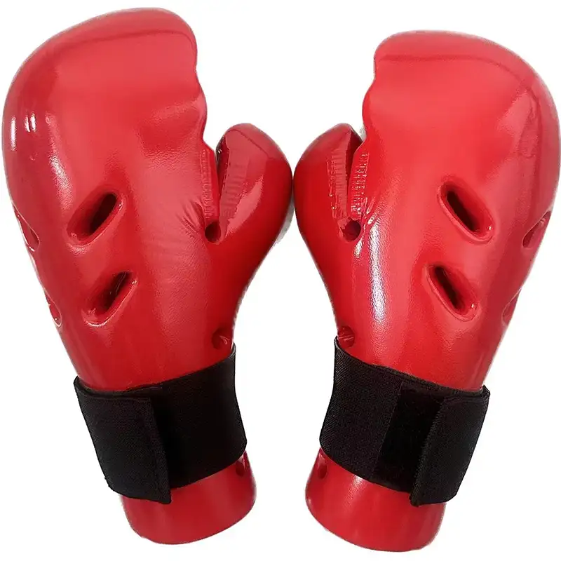 Mártott taekwondo kézvédő